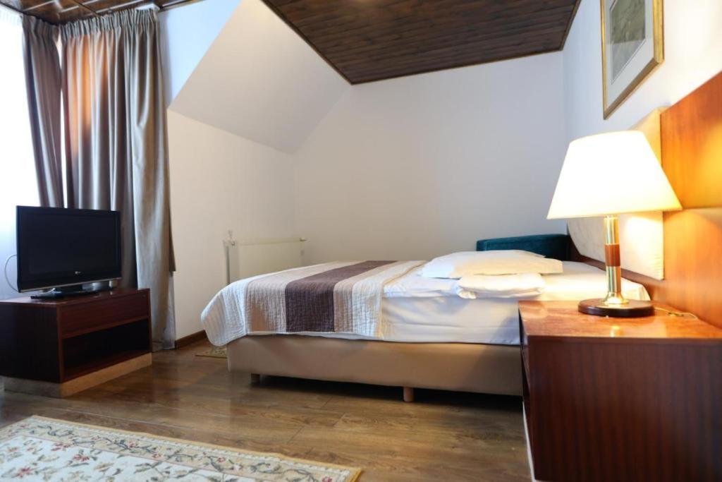 Vila Pinul Si Mesteacanul Poiana Brasov Ngoại thất bức ảnh